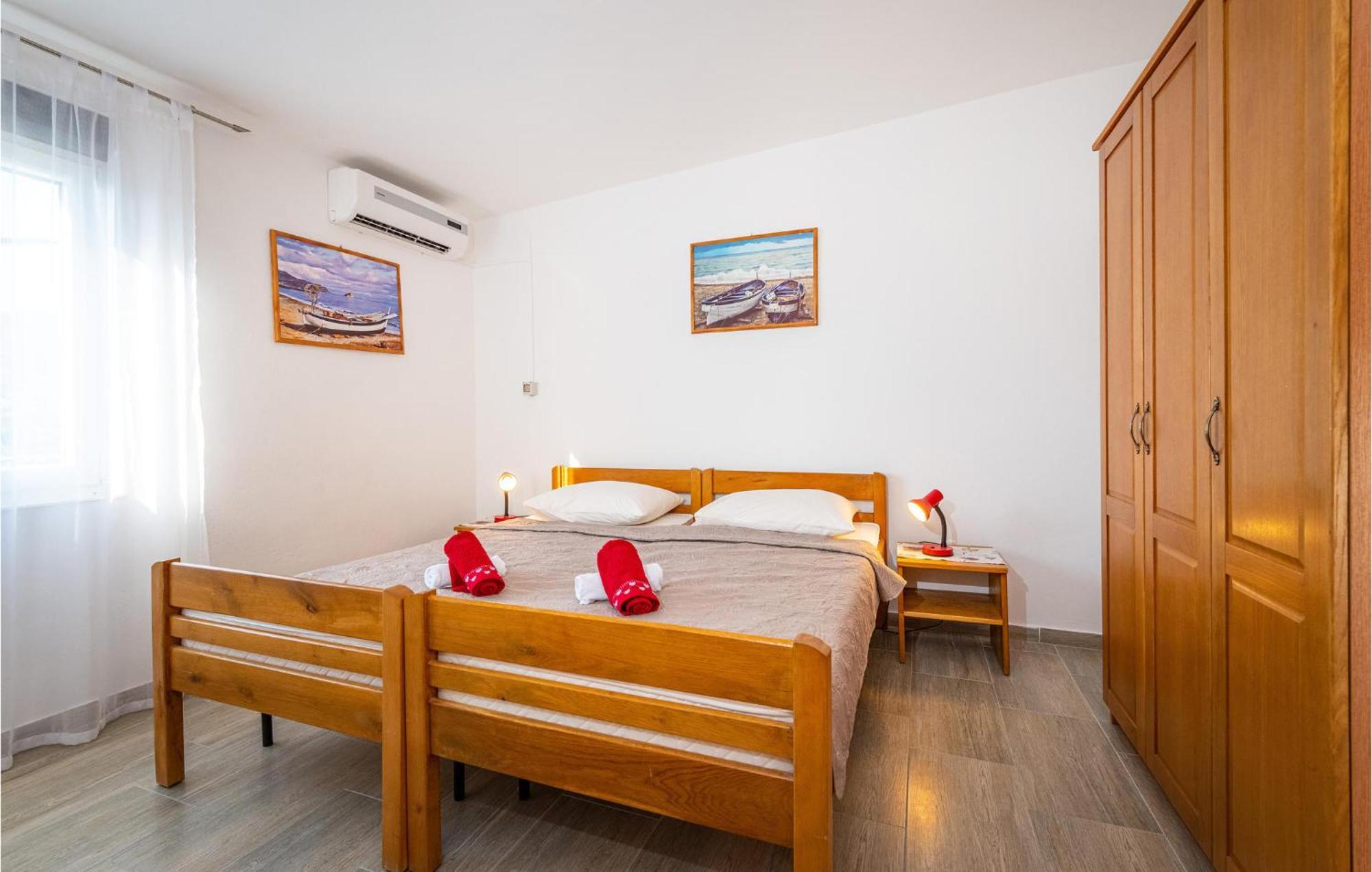 Beautiful Home In Rovanjska With Wifi Exterior foto